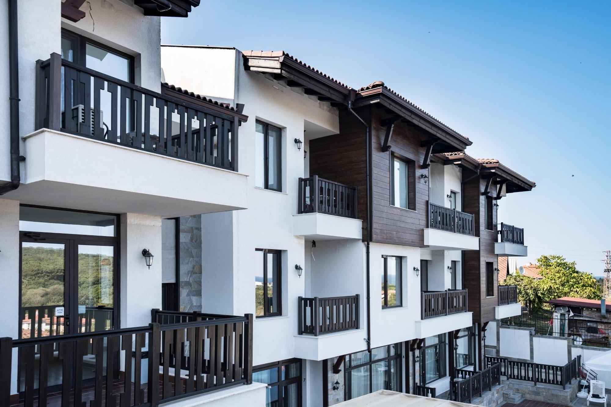 St George Apartcomplex Shkorpilovtsi Extérieur photo