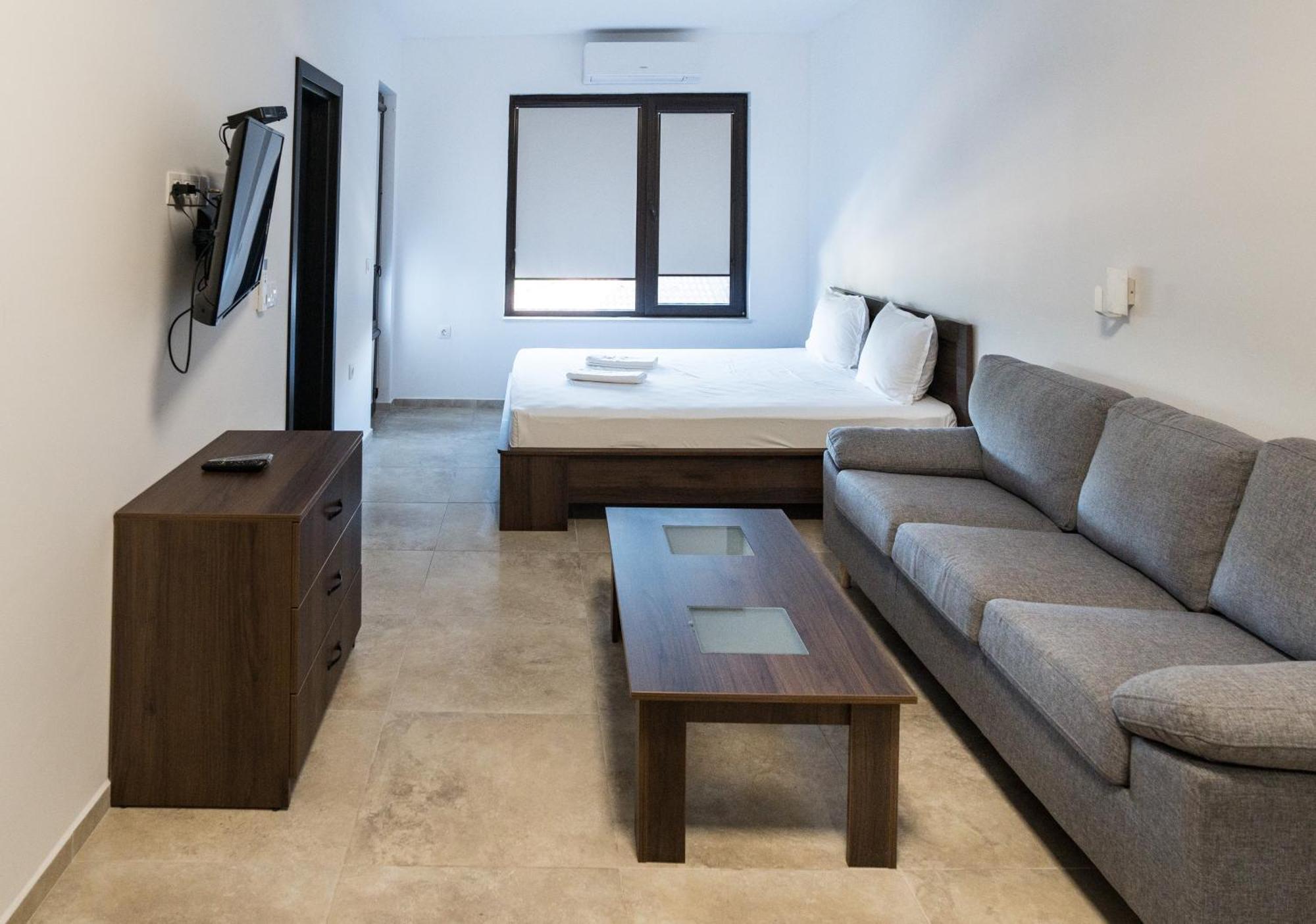St George Apartcomplex Shkorpilovtsi Extérieur photo