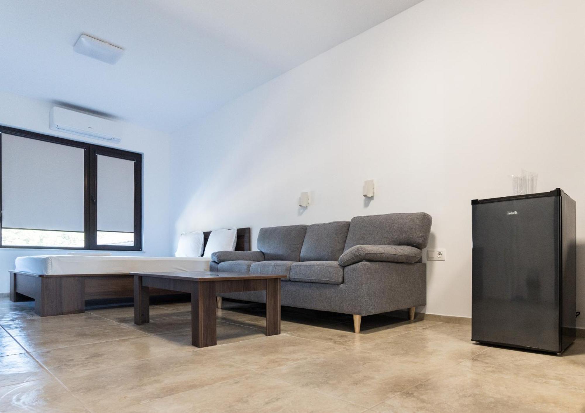 St George Apartcomplex Shkorpilovtsi Extérieur photo