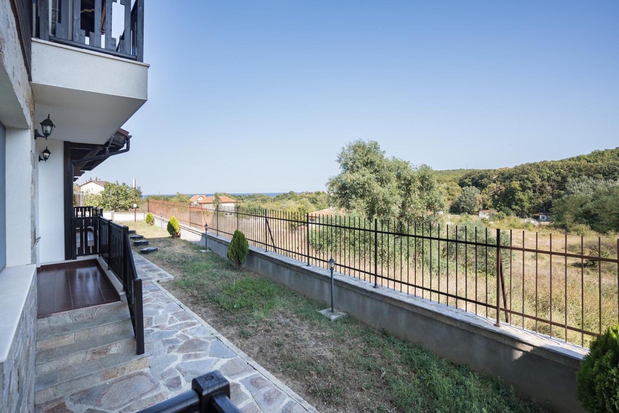 St George Apartcomplex Shkorpilovtsi Extérieur photo