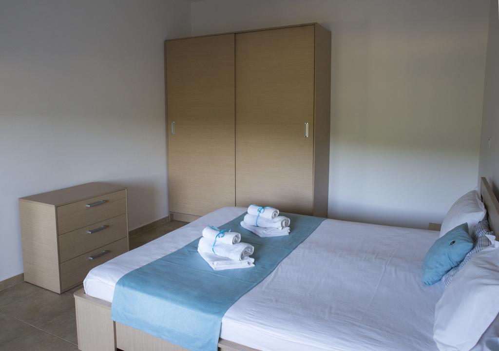 St George Apartcomplex Shkorpilovtsi Extérieur photo